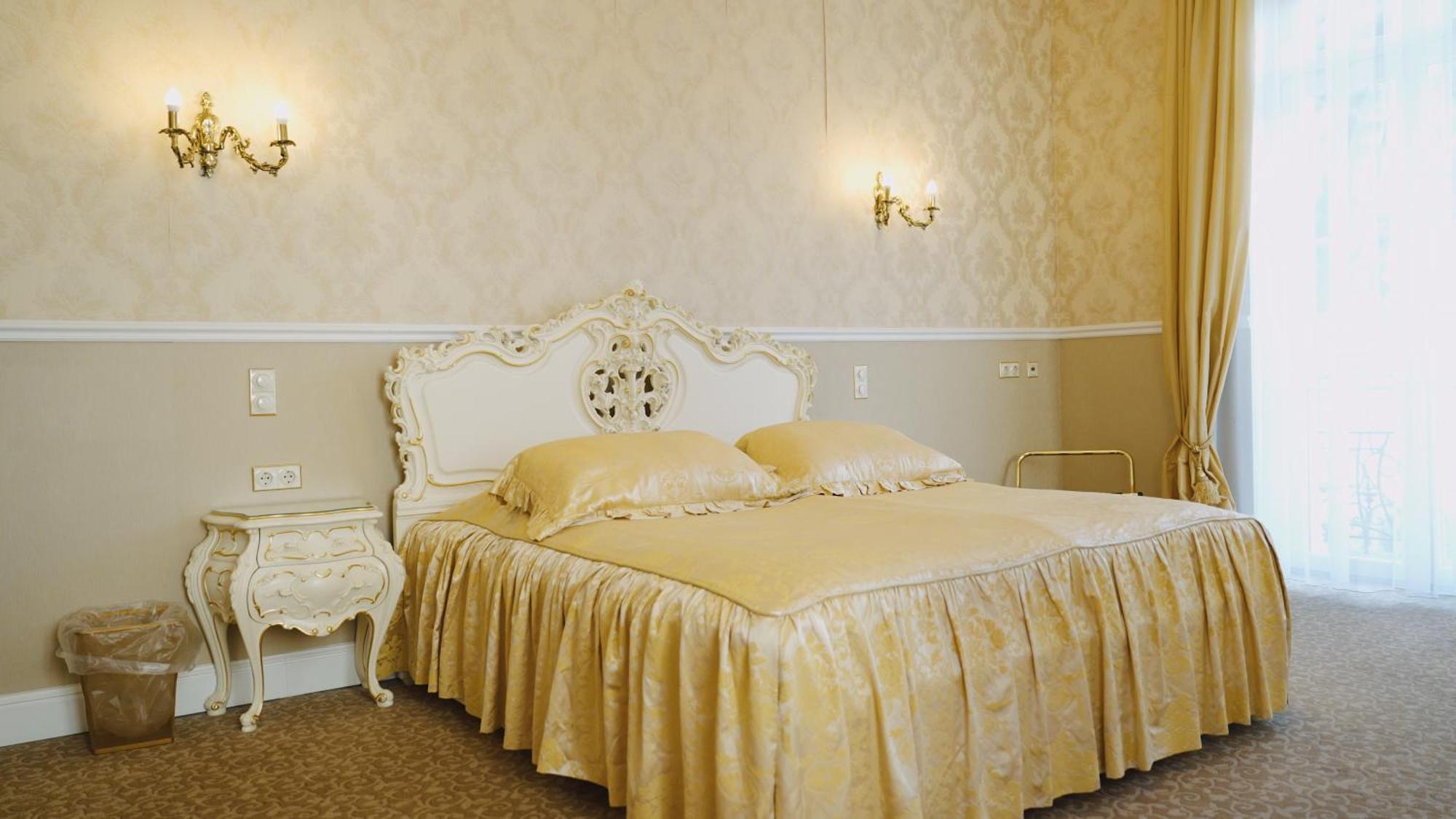 Hotel Monet - Das Kunsthotel An Der Lahn 巴特埃姆斯 外观 照片